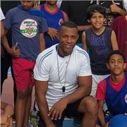Entrenador de Baloncesto caracas clases partículas para niños ñiñas jóvenes y adultos
