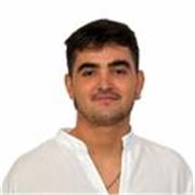¡Hola! Soy profesor de español y ofrezco clases dinámicas, prácticas y adaptadas a cada estudiante. 