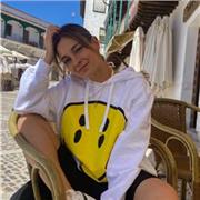 Profesora de primaria eso y bachillerato de ciencias de la salud