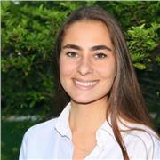 Englischer Muttersprachler, lebt in Wien und hat Erfahrung in der Betreuung von Kindern unter 8 Jahren.