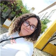 Profesora de Inglés y Español, con experiencia en todos los niveles educativos. Clases dinámicas y divertidas.