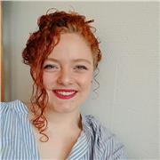 Jeune étudiante propose du soutien scolaire toutes matières confondues