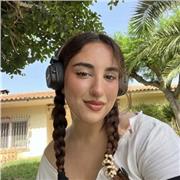 Estudiante con experiencia como docente particular imparte clases de matemáticas para niños desde primaria hasta 4 ESO