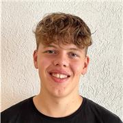 Junger Abiturient und Auszubildender als Medizinischer Technologe für Laboranalytik (MTL) bietet Nachhilfe im Fach Mathe an.