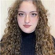 Soy estudiante de universidad matriculada en Historia e Historia del arte. Me encantaría poder impartir clases,quiero ser profesor