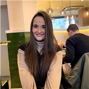 Educadora infantil titulada y profesora de repaso de primaria con 3 años de experiencia dando clases a niños/as entre 8 y 12 años.