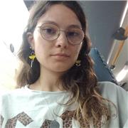 Actuellement étudiante, je propose mon aide aux élèves de primaire et de collège, afin de les aider dans leurs devoirs