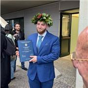 Non ci sono molti tutor di chimica, se ti può interessare io sono uno dei pochi che ti accompagnerà nel tuo percorso.