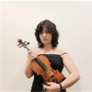 Profesora de violín, viola, canto, piano y lenguaje musical