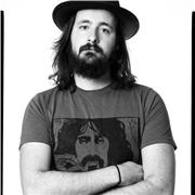 Fotografo e docente per lezioni di fotografia analogica e digitale, sistemi di illuminazione, reportage, storytelling