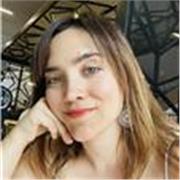 Profesora de inglés con enfoque comunicativo y desarrollo personal