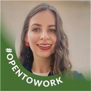 Profesora de castellano nativo, profunda pasión por la psicología, arte y literatura. 