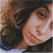 Ragazza offre lezioni private di inglese di corso base elementare