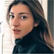 Studentessa universitaria per ripetizioni private di inglese
