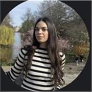 Profesora de apoyo escolar (graduada en Química por la Universidad de Granada) para las materias de inglés, química y matemáticas