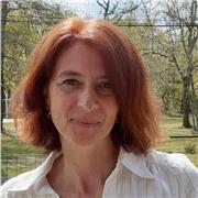 Dans la joie et la bonne humeur, toujours avec les sourire, je suis là pour aider votre enfant à faire les devoirs