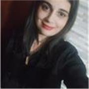 Professora de espanhol com doutorado em literatura e experiência com ensino