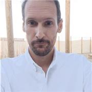 Profesor de Canto, piano, lenguaje musical, guitarra. Para todas las edades y niveles.