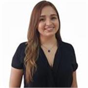 Administradora de Empresas y Magíster en Administración de Recursos Humanos, con énfasis en Bienestar Organizacional