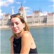 Profesora con nivel C1 de inglés, con experiencia viviendo en Irlanda y actualmente en Australia. Doy clases de inglés online