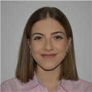 Profesora de apoyo particular en física y matemáticas presencial. Zona del Pau 2, disponible martes y jueves