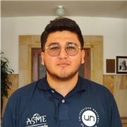 Estudiante universitario de ingeniería mecánica con excelente desempeño en diferentes áreas del conocimiento, énfasis en física