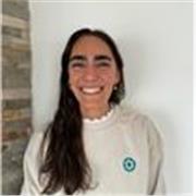 C2 English teacher with experience in bilingual education. Conversation, business English and school support.