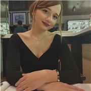 Spanish tutor providing lessons of Spanish for children