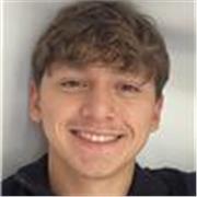 Profesor con titulación de Nivel 2 de futbol, con experiencia de 3 años entrenando tanto futbol césped como futbol sala