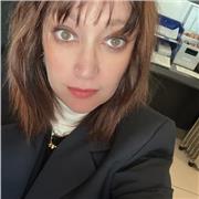 Diplomata con esperienza nel settore commerciale estero con attestazione del First Certificate of English ottenuto a re lezioni private di inglese,livello c1.Livello di insegnamento:Primaria e secondaria