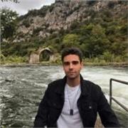 Graduado en Historia, con experiencia docente, ofrece clases particulares de Historia y materias afines.
