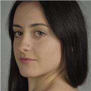 Recién graduada en el grado de Arte Dramático y Artes Escénicas en la Escuela Superior de Artes Escénicas de Málaga (ESAEM)