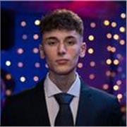 Ragazzo di 18 anni frequentante il liceo classico offre ripetizioni per giovani nelle materie classiche (italiano, greco, latino)