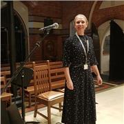 I am a native English speaker with over 20 years of teaching students of all levels