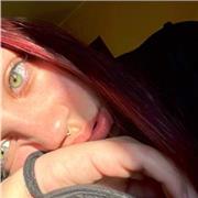 Aiuto qualsiasi ragazzino/a dalle elementari al 2 anno di superiori. 
(Matematica solo elementari.)