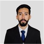 Profesor de humanidades, ciencias políticas, historia, sociología, psicología y filosofía