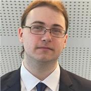 Ancien étudiant en FAC de langues, je suis apte à aider votre enfant !