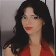 Sono disponibile per dare lezioni di italiano il lunedì, il martedì, il mercoledì e il giovedì mattina oppure il lunedì e il martedì pomeriggio. Su richiesta sono disponibile anche per ripetizioni di spagnolo e francese.