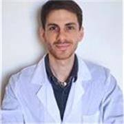Biologo ricercatore Offre lezioni a studenti di scuole medie, superiori e universitarie, nelle discipline scientifiche e inglese