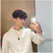 Profesor recién graduado de bachillerato imparte clases de historia, geografía o sociales para alumnos de Primaria y ESO