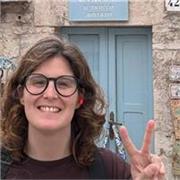 Profesora de apoyo escolar. Te puedo ayudar con el latín y el griego también. De todas las edades