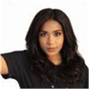 Je suis professeure de Français et de développement personnel à un Lycée ici à Madagascar et je souhaite travailler pour vous.