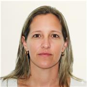 Licenciada en Biología, con más de 25 años de experiencia en investigación y docencia: ecología, genética, bioquímica, b. molecula