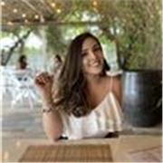 Graduada de administración de empresas, con 5 años de experiencia en empresas multinacionales, y con un nivel de ingles C1