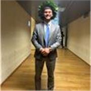 Laureato in Ingegneria impartisce lezioni di Matematica per studenti di scuole medie e superiori