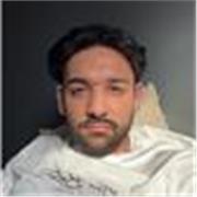 Professeur d’anglais tous niveaux, titulaire d’une licence LLCER. 