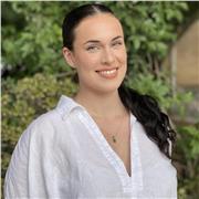 Tutora de inglés CELTA a nivel nativo online/presencial con objetivo de educar desde la creatividad y la pasión para conseguir total desenvolvimiento y profesionalidad en inglés para todas las edades