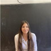 He hecho triatlón desde muy pequeña, se me dan muy bien los deportes y disfruto mucho de enseñarlos.