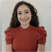 Prof de français, anglais et espagnol chez un institut des langues propose cours dynamiques et personnalisés pour tous les âges.