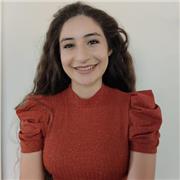 Prof de français, anglais et espagnol chez un institut des langues propose cours dynamiques et personnalisés pour tous les âges.